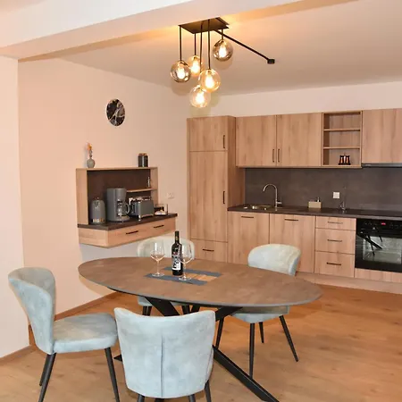 Eder Apartment *