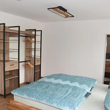 Eder Apartment *